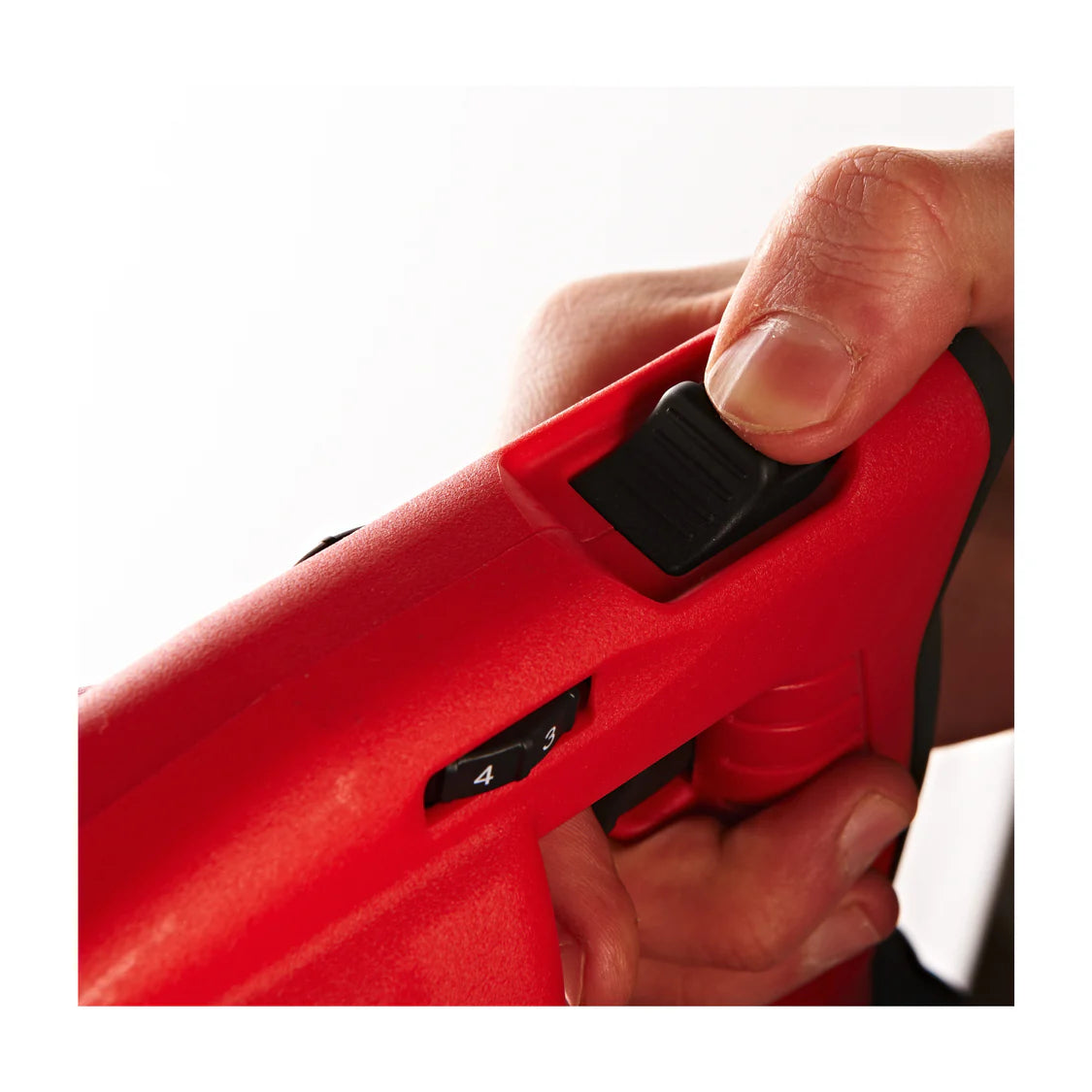 Milwaukee sega diritta 1300W