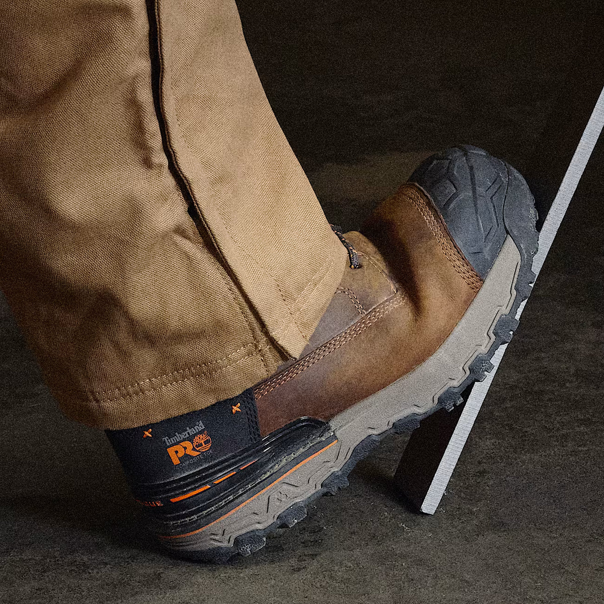 Timberland Scarponcino da Lavoro Impermeabile con Punta in Composito