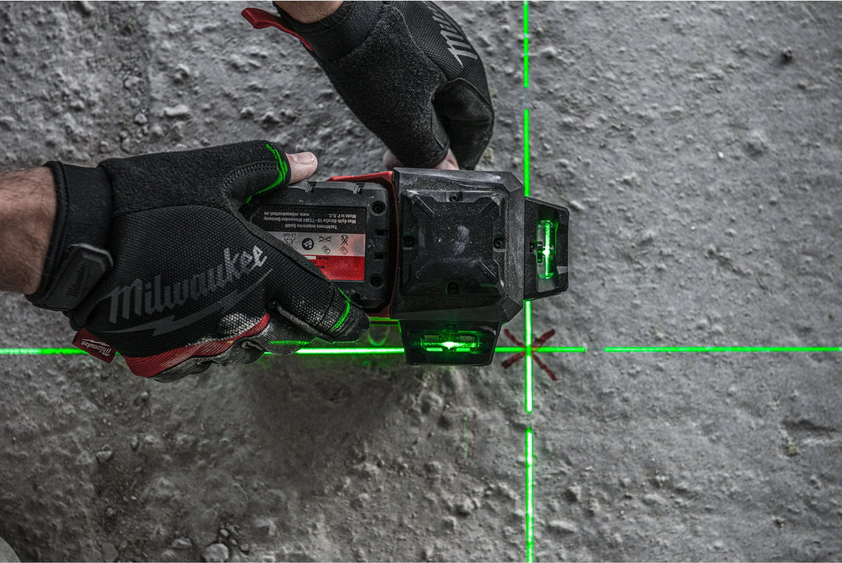 Milwaukee laser lineare verde M12™ a 3 linee 360°