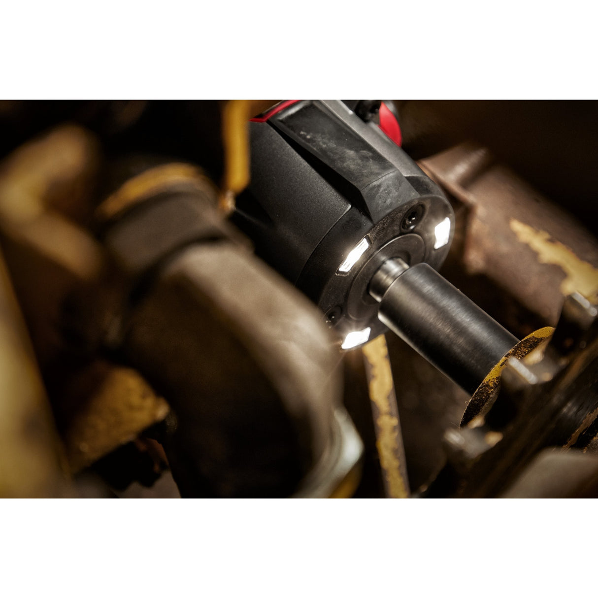 Milwaukee Avvitatore ad Impulsi a Media Coppia M18 FUEL™ ATTACCO ½″ F
