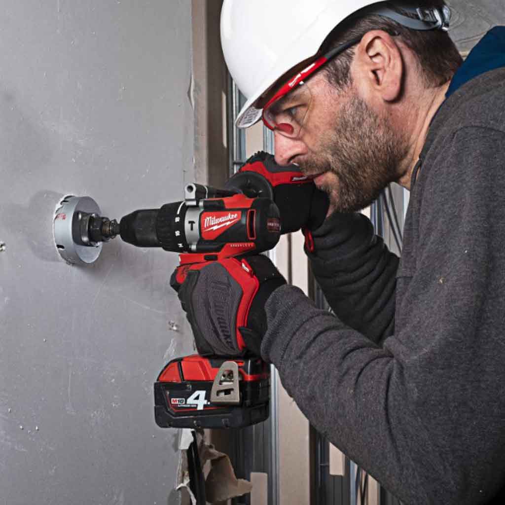 Milwaukee trapano avvitatore brushless con percussione M18™