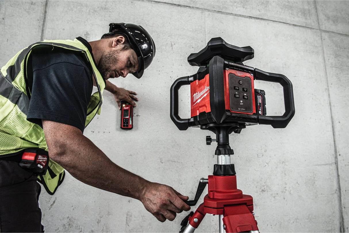 Milwaukee treppiede da cantiere 3 metri per laser