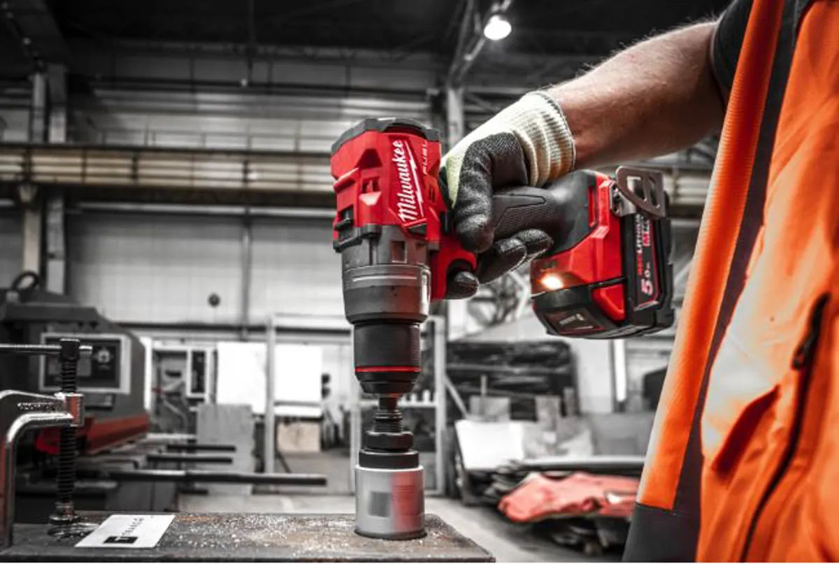Milwaukee trapano avvitatore brushless con percussione M18™