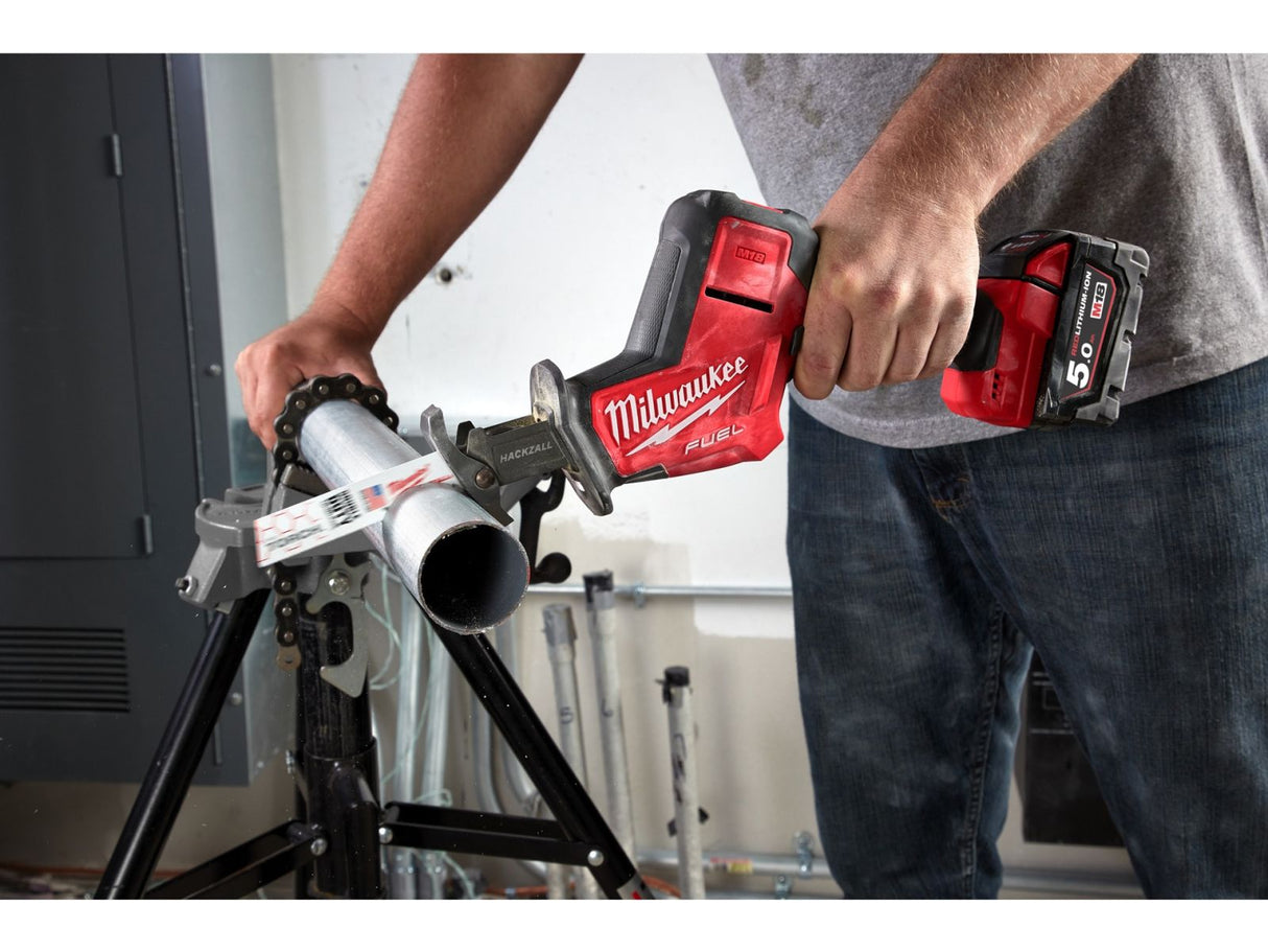 Milwaukee seghetto diritto M18 FUEL™ HACKZALL™
