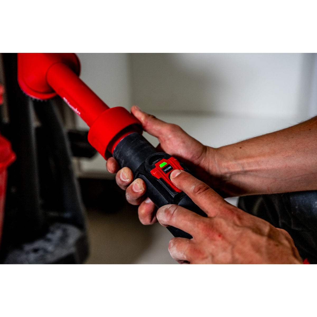 Milwaukee Aspiratore Solidi/Liquidi Classe L M18 FUEL™ NEXUS Senza Batterie