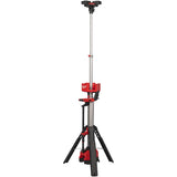 Milwaukee torre faro led multidirezionale M18 6000L